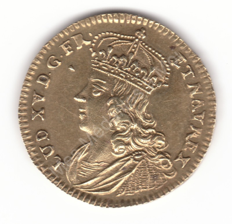LOUIS XV - Apollon de face foulant aux pieds un monstre ailé (a) LOUIS XV - Apollon de face foulant aux pieds un monstre ailé (a)