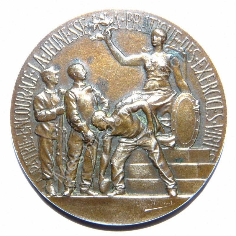 La Patrie encourage la jeunesse à pratiquer les exercices virils. (b) La Patrie encourage la jeunesse à pratiquer les exercices virils. (b)