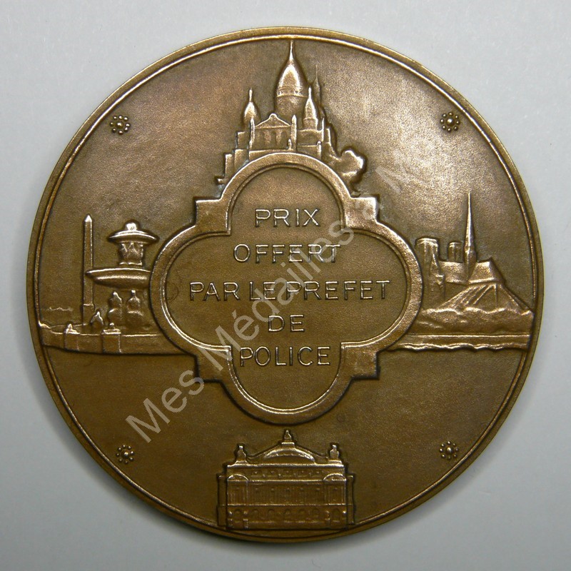 PARIS par Marcel Renard (ca 1950) PARIS par Marcel Renard (ca 1950)